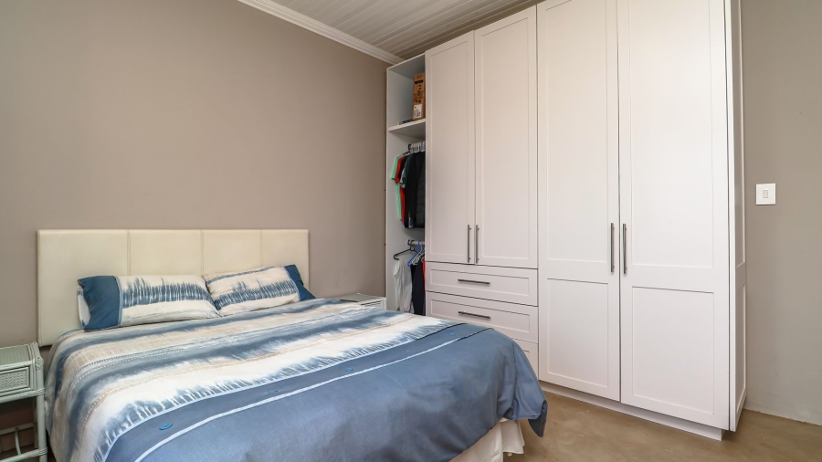 Commercial Property for Sale in Kraaibos Western Cape